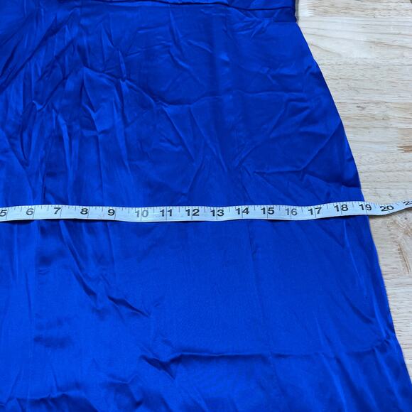 Mac Duggal NWT Satin Ruched Bishop Sleeve Gown Royal Blue Size 8 V-neck - Picture 10 of 11